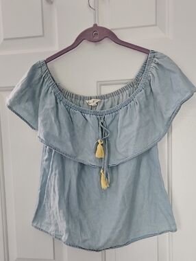 Love Tree Light Blue Off-Shoulder Tassel Top